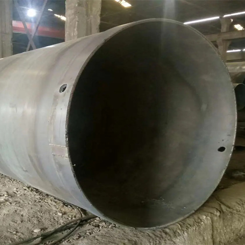 选择吐鲁番钢护筒的材质时，主要考虑哪些因素